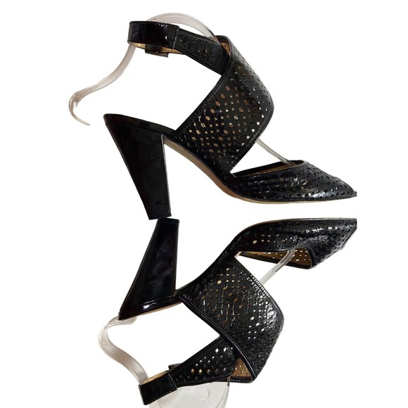 Seychelles Sandals Anthropologie Black Laser Cut Cross Strap Heels Womens 8.5M - Picture 6 of 10